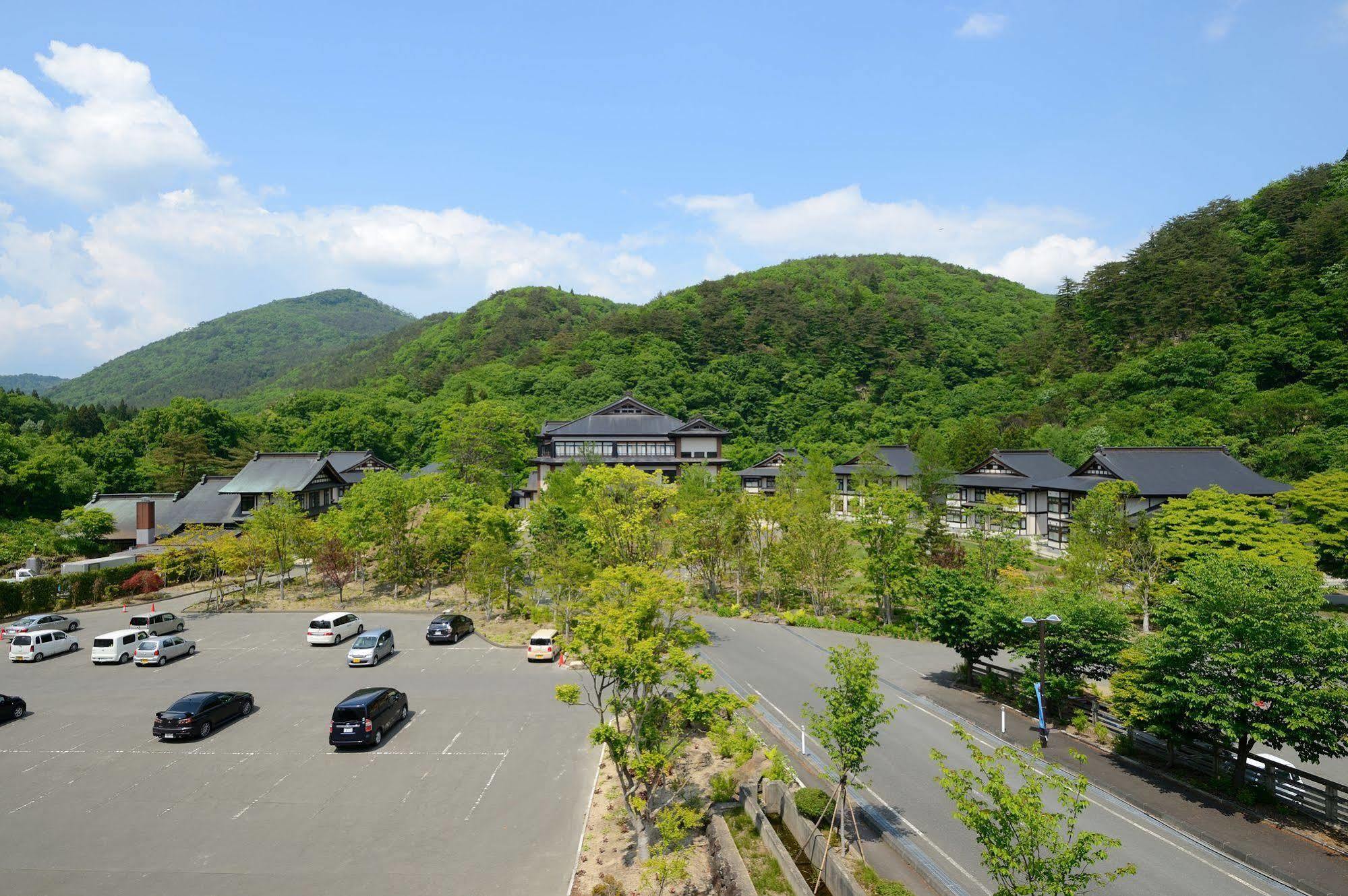 Yukaen Hotel Hanamaki Exterior foto